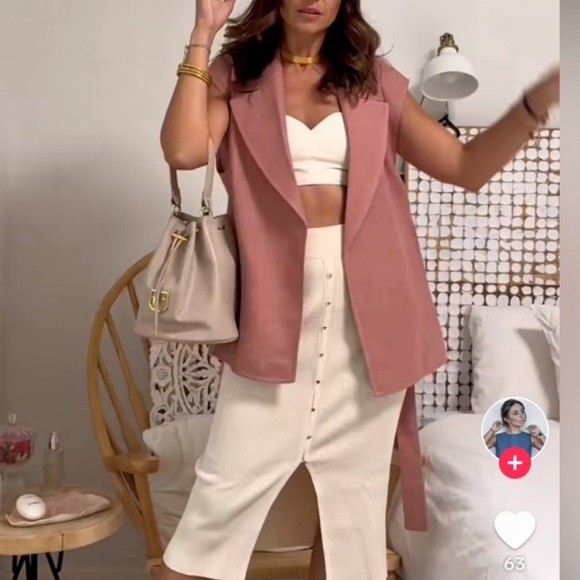 Zara linen waistcoat - Picture 5 of 5